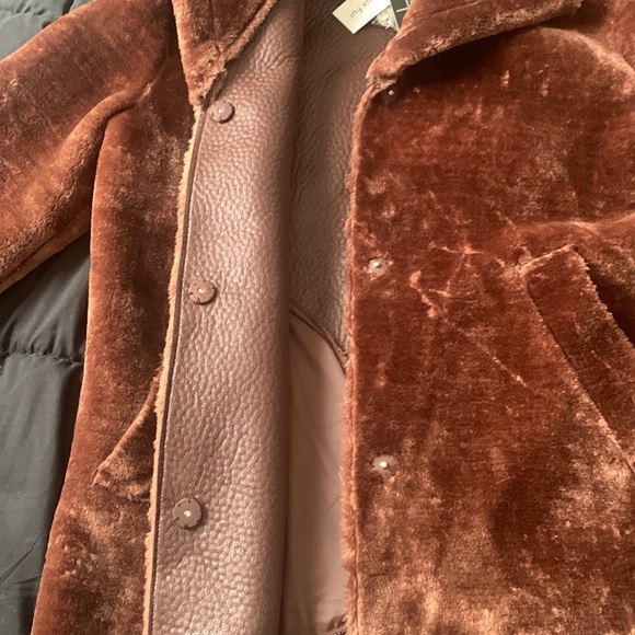 NWT Tahari Faux Fur Notch Lapel Coat - Beaver large - Picture 6 of 10